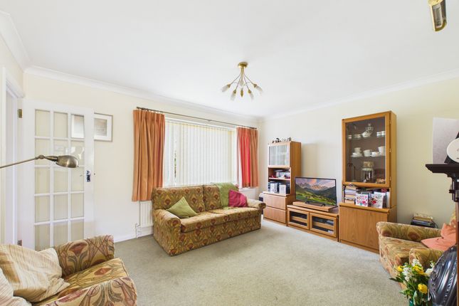 28 Princes Street, High Wycombe photo 2