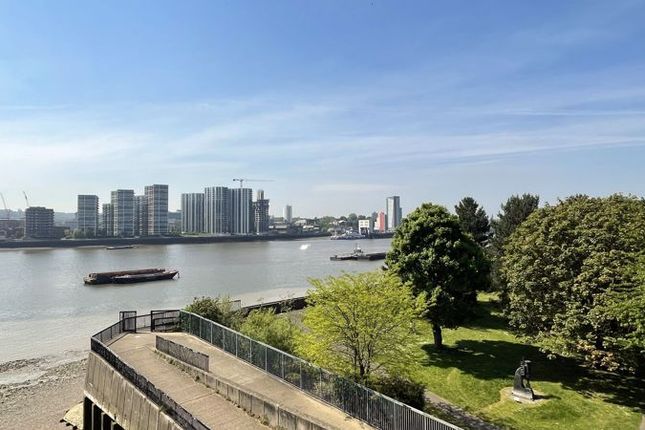 Flat for sale in The Reflection, Woolwich Manor Way
