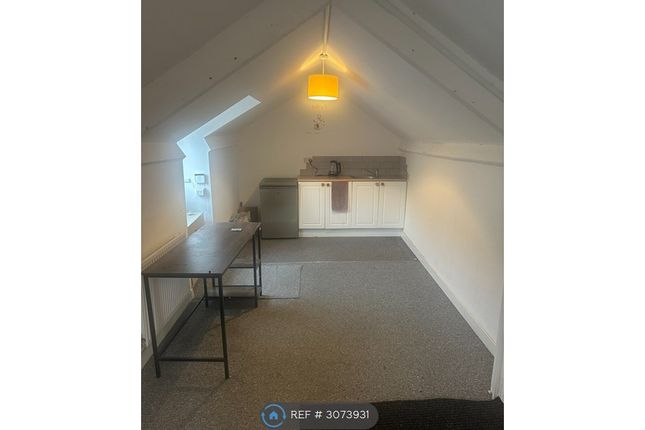 Wood Road, Treforest, Pontypridd photo 3