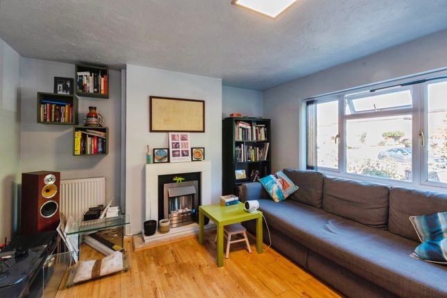 34, Causton Road, Essex photo 3