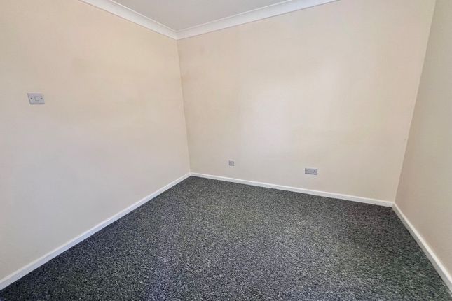 47, Bournemouth photo 3