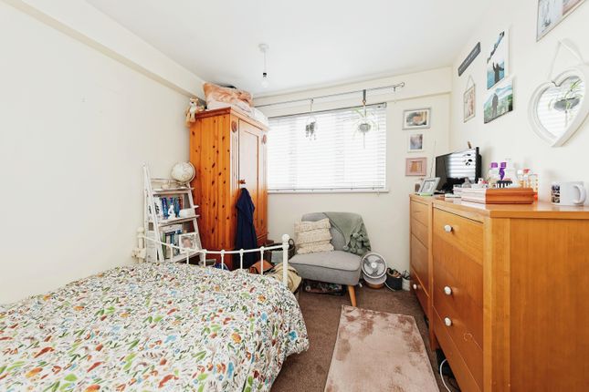 Flat for sale in The Gateway, Dover, Kent