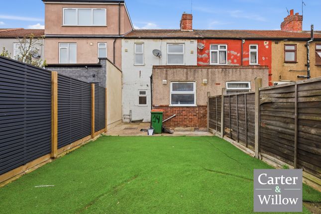 14, Gresham Road, London photo 2