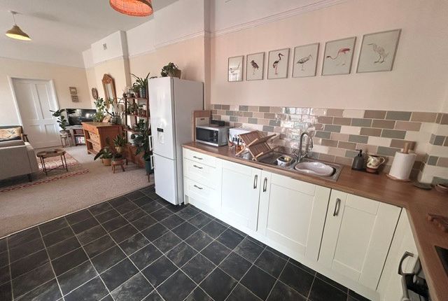 1, Bakehouse Mews, Chippenham photo 3