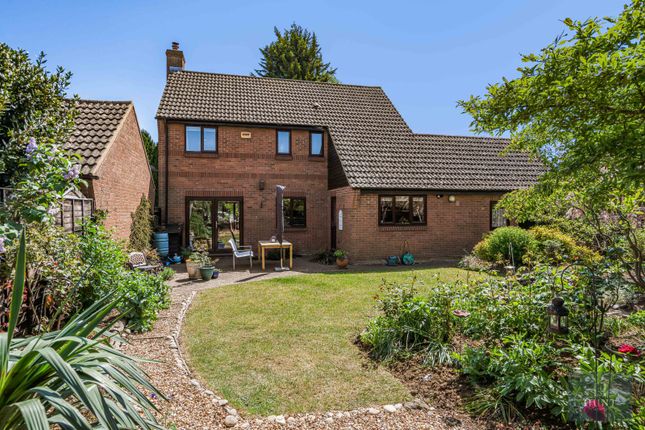12, Hunt Road, Oxfordshire photo 2