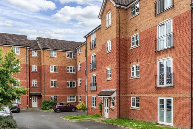 Thumbnail Flat to rent in Design Close, Bromsgrove, Worcestershire