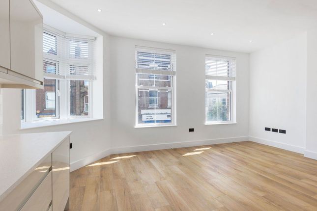 Flat 2, 1, Bradford Street, Tonbridge photo 4