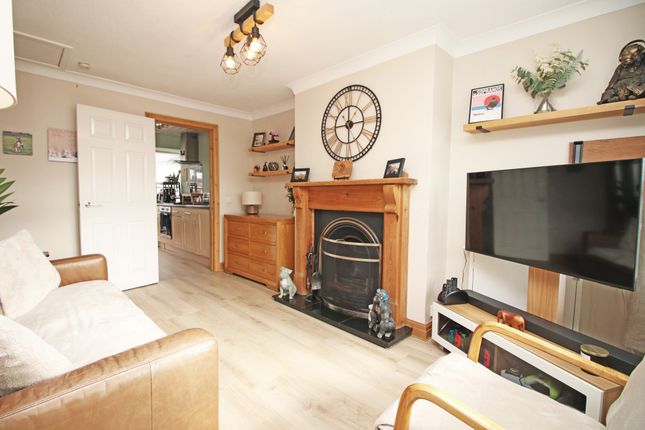 99, Northumberland Avenue, Thornton-Cleveleys photo 4