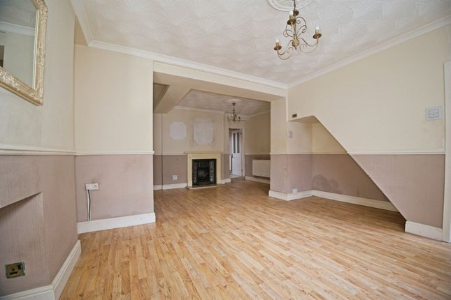 43, Oakfield Terrace, Bridgend photo 2