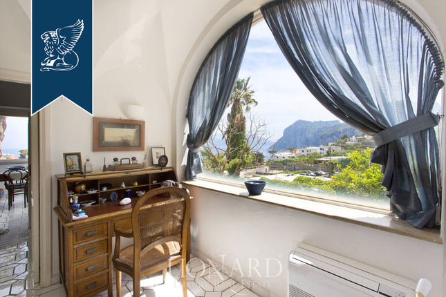 Apartment for sale in Capri, Napoli, Campania