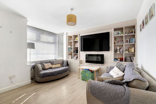 70 Thorneywood Road, Nottingham photo 3
