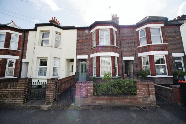 Thumbnail Terraced house for sale in Chiltern Road, Dunstable