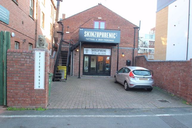 Retail premises to let in Aubrey Street, Hereford, Herefordshire
