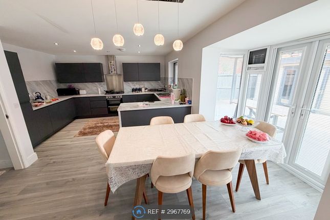 Griffon Drive, Hucknall, Nottingham photo 3