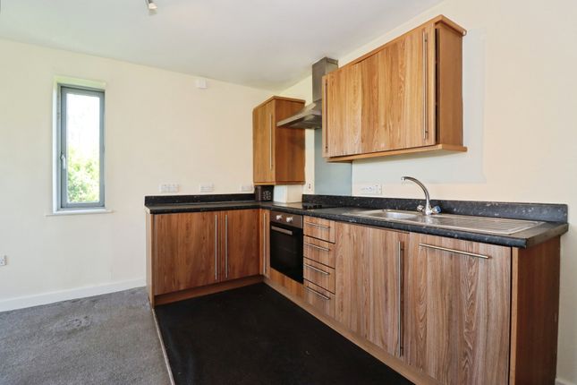 24 Severn Point,, Wyck Beck Road, Somerset photo 3