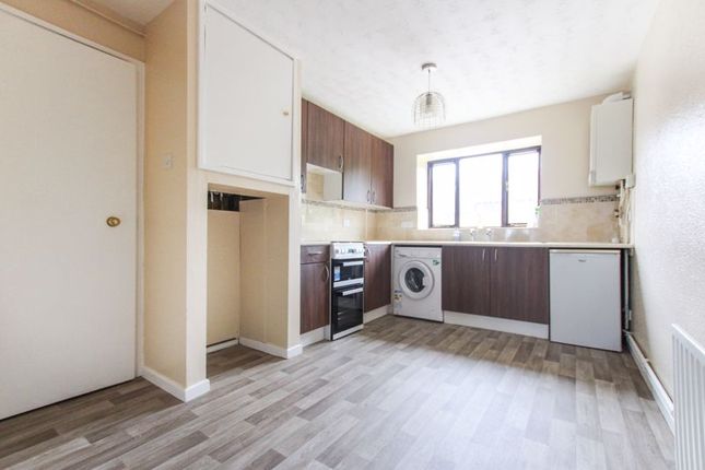 Flat for sale in Teviot Avenue, Aveley, South Ockendon