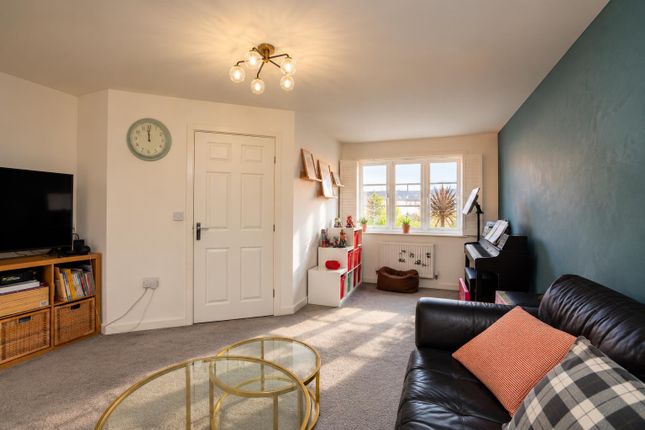 Bishopdale Way, York photo 3