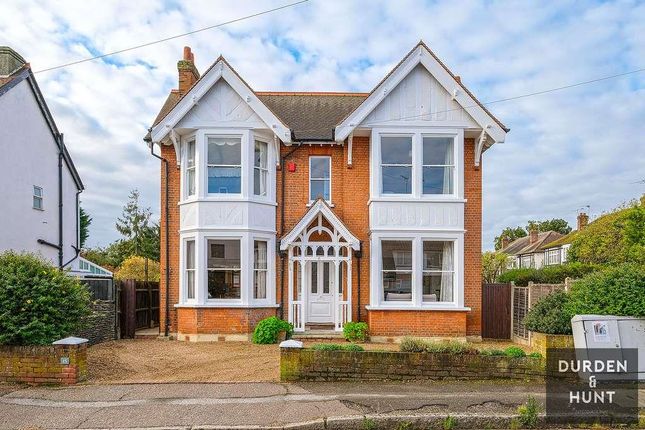Thumbnail Detached house for sale in Algers Road, Loughton