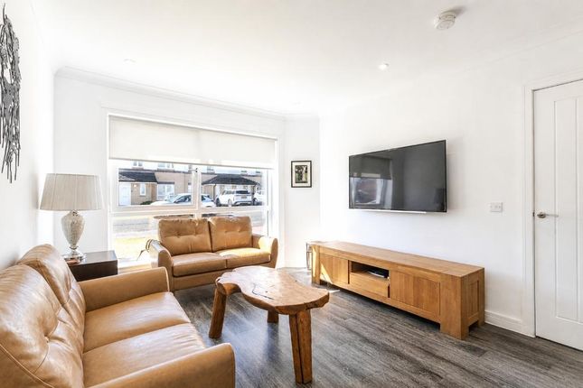 8, Avenue End Drive, Hogganfield photo 4