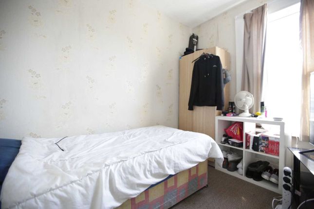 End terrace house for sale in Milverton Gardens, Ilford