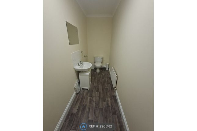 Flat, The Masons Ethorpe Crescent, Gerrards Cross photo 2