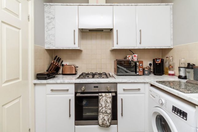 Flat for sale in Stansfield Close, Castleford