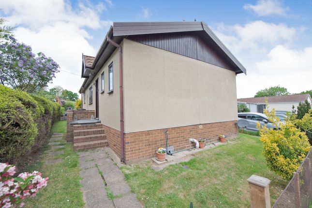 3 bed property for sale in Sunset Drive, Havering-Atte-Bower, Romford RM4