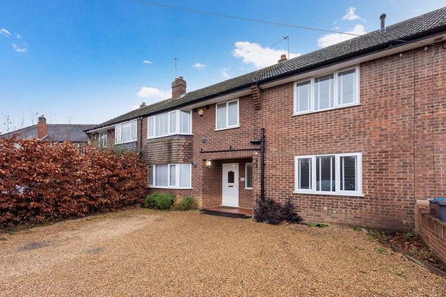 Thumbnail Terraced house for sale in London Road, Datchet