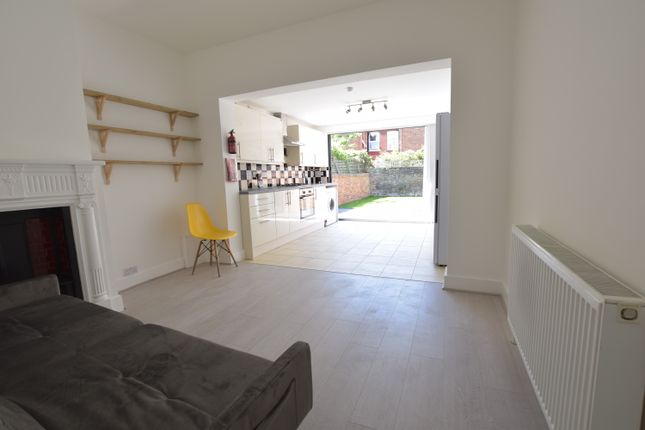Thumbnail Flat to rent in Highlever Road, London