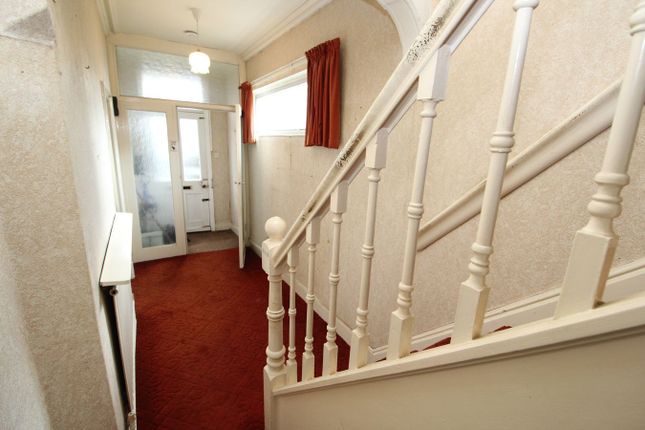 51, Lutterworth Road, Leicester photo 4