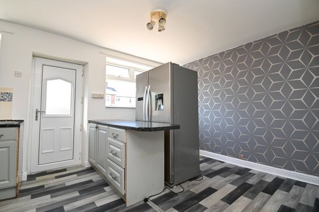 12, Cooper Road, Barnsley photo 4