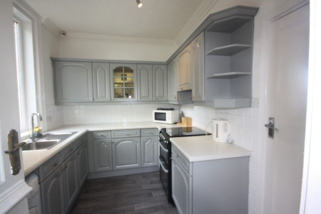 Whins Cottage, 516 Chorley New Road, Bolton photo 5