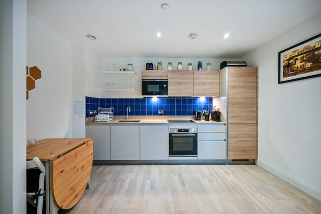 Flat for sale in Blagdon Road, New Malden