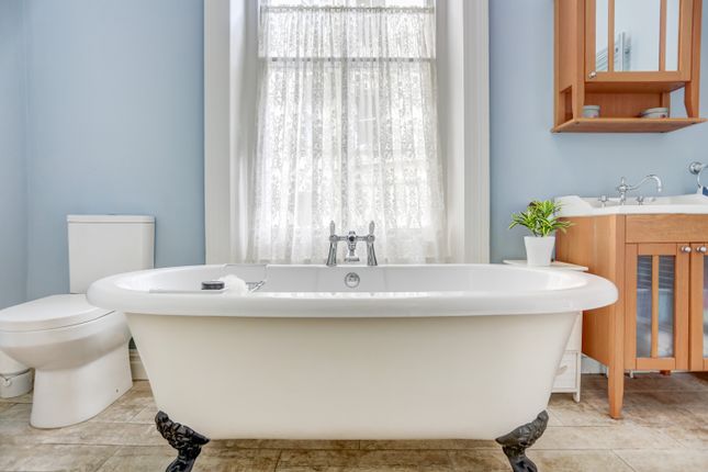 Bathroom3