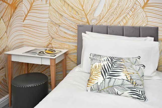Single Bedroom
