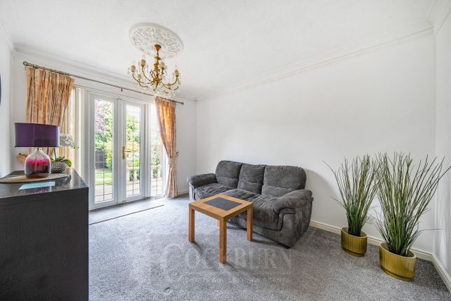 11, Margaret Gardner Drive, London photo 2