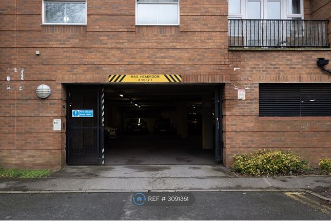 The Academy Holly St, Luton photo 3