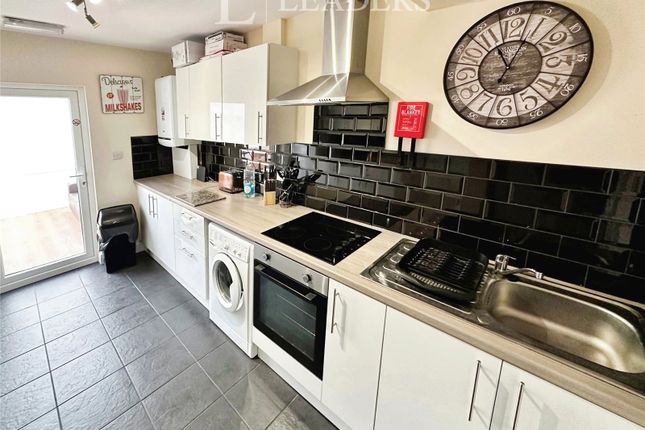 Room 4, 26, Birch Avenue, Doncaster photo 2