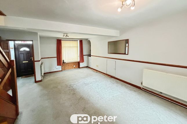 1323, SWANSEA photo 3