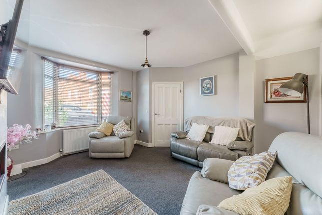 66, Olympia Crescent, Selby photo 2