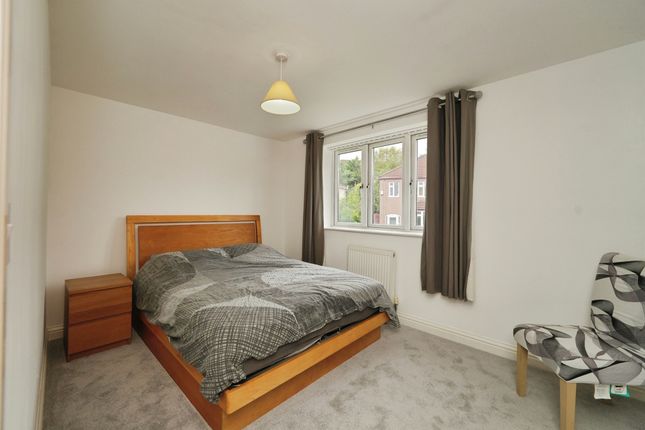 78, Branksome Drive, Bristol photo 3
