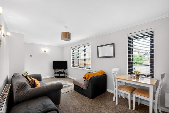 11, Forest Grange Close, Harrogate photo 3