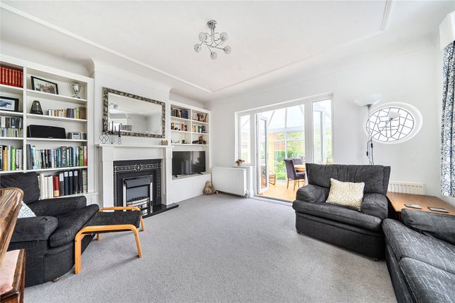 42, Gledhow Avenue, West Yorkshire photo 4