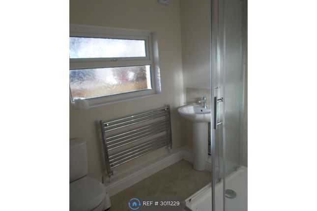 Wern Terrace, Port Tennant, Swansea photo 2