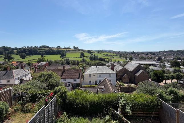 38, Butts, Ilminster photo 2