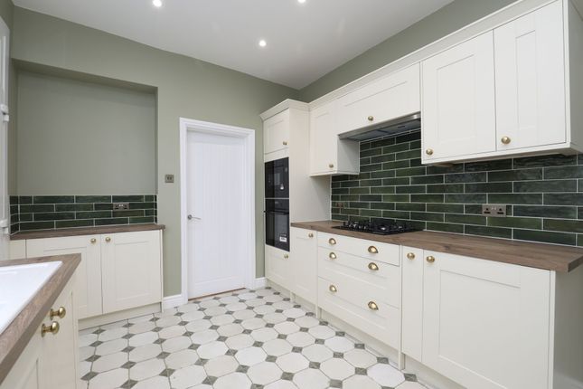 2, Curwen Terrace, North Cornelly, CF33 photo 4