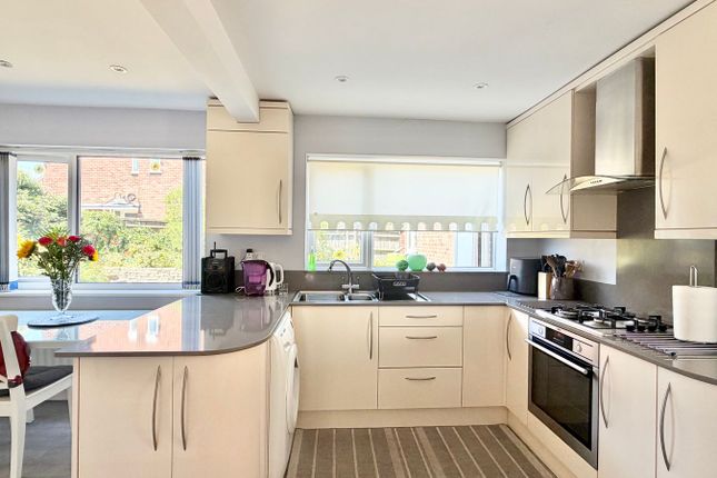 25, Buckholt Avenue, Bexhill-on-Sea photo 4