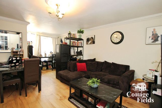 Flat 9, Wallace Court, Enfield photo 2