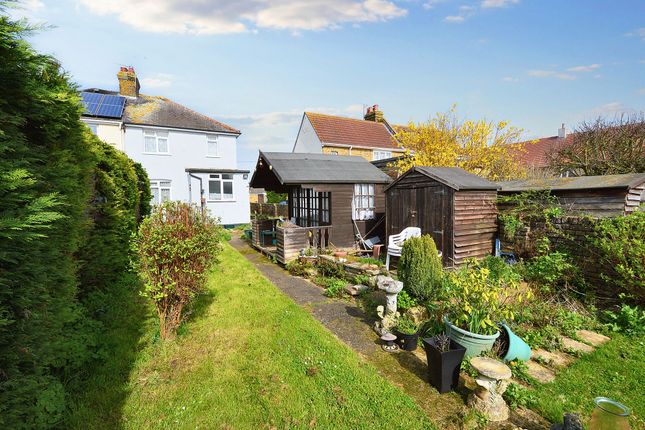 Cottage for sale in Southend Road, Great Wakering