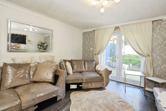 18, Brocklebank Drive, Northwich photo 3